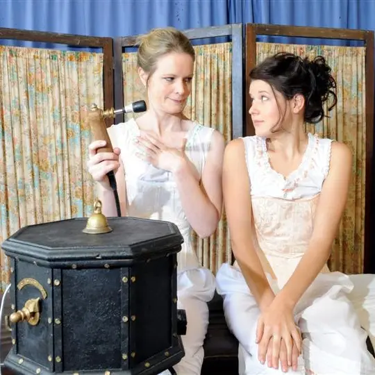 Fortune play a comedy of manners
