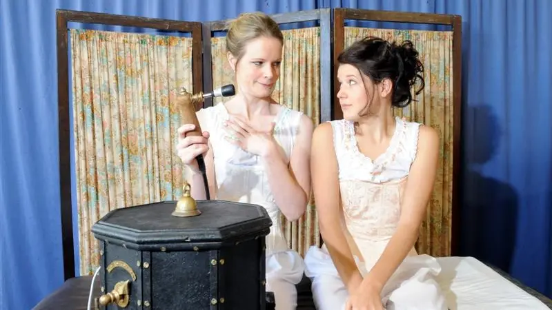 Fortune play a comedy of manners