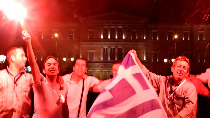 Pro-bailout parties win in Greece