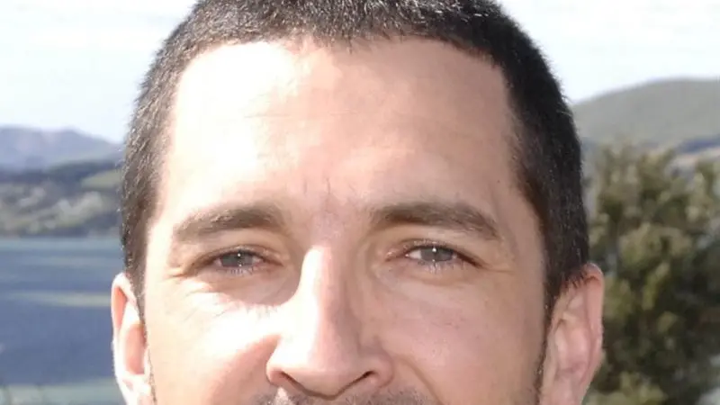 Basketball: Dickel spurs new side to first success