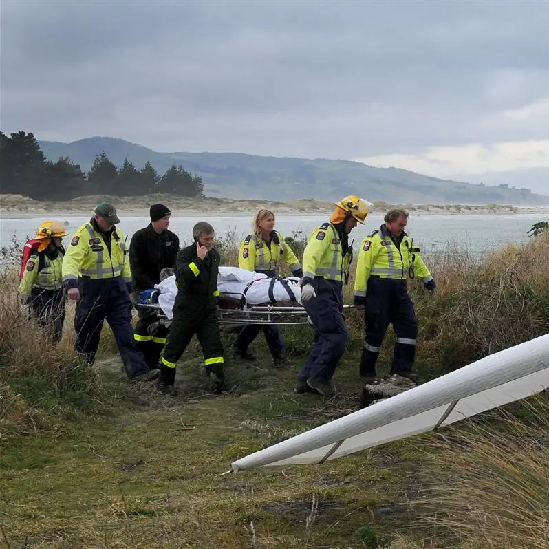Dunedin man hurt in hang-glider crash