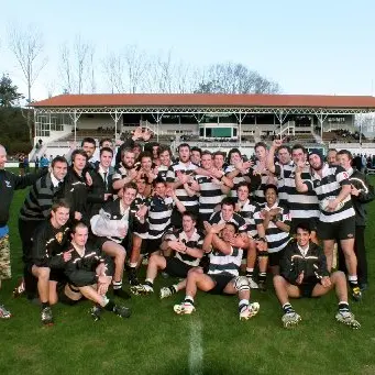 Rugby: Rival clubs share spoils