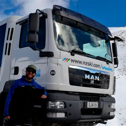 Loves the snowsports industry