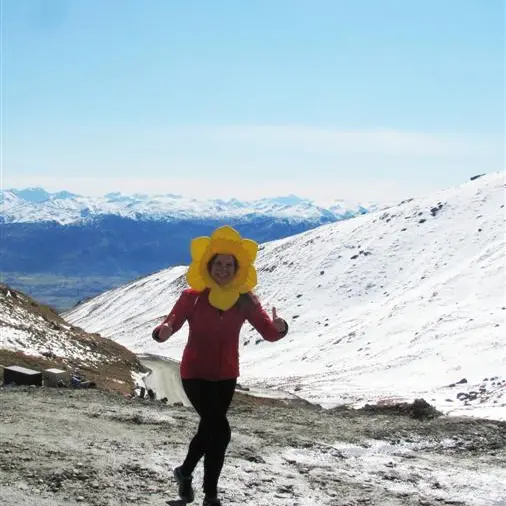 Raising funds for Daffodil Day
