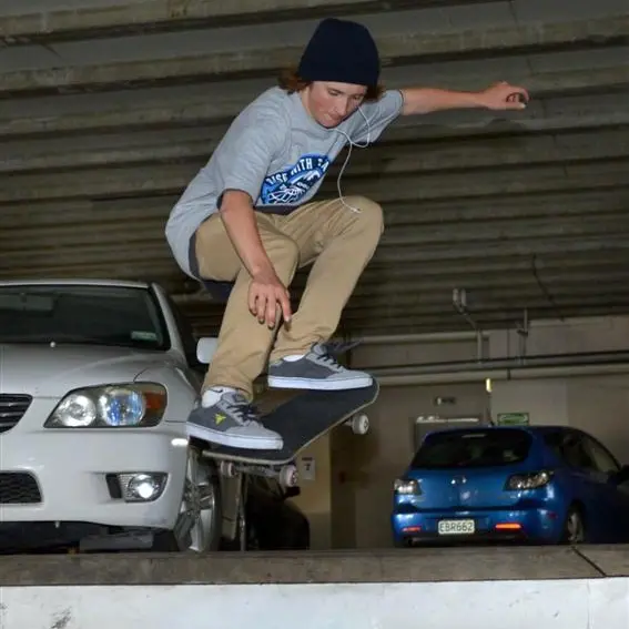 Skateboarder to hit rooftops