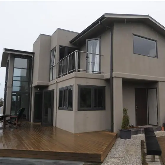 Leaky home sold to main builder
