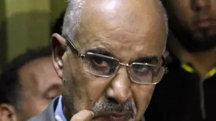 Libya leader apologises for Gaddafi crimes
