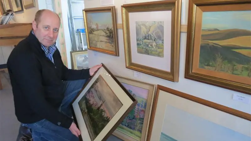 Collector releases artworks for sale