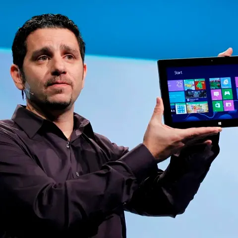 Microsoft unveils Windows 8, Surface tablet