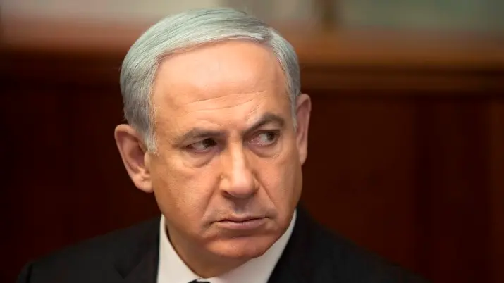 Israel fires 'warning shot' into Syria