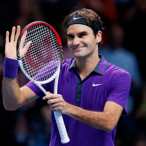 Tennis: Federer wins to set up final with Djokovic