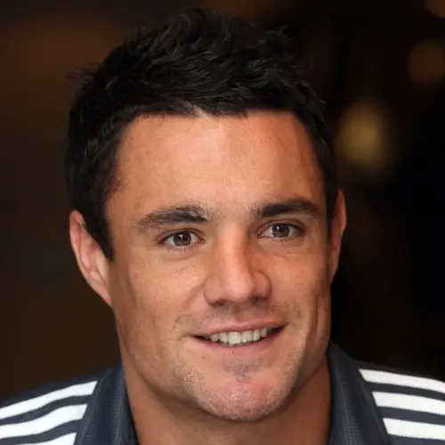 Rugby: Carter tripped up on Twitter