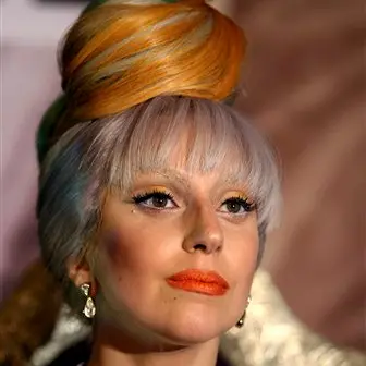 Gaga says injury 'a bump in the road'