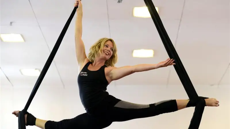 High on aerial dance