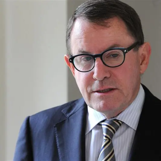 Act must perform, Banks says