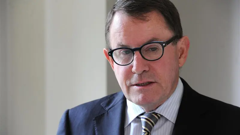 Act must perform, Banks says