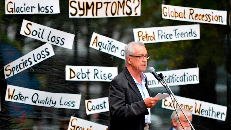 Climate change cross-party plea