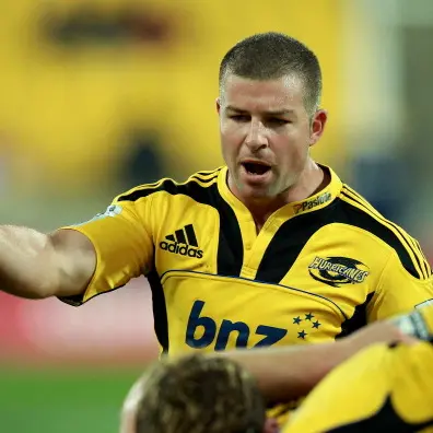 Ex-Hurricane's wife dies in crash