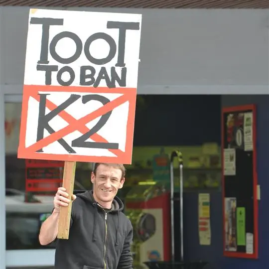 Legal high picket continues