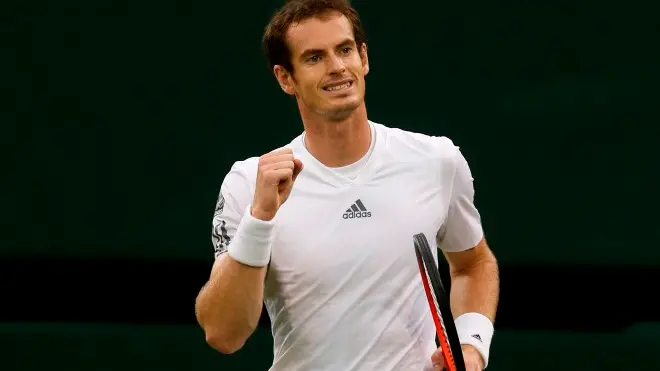 Tennis: Murray eases into last 16