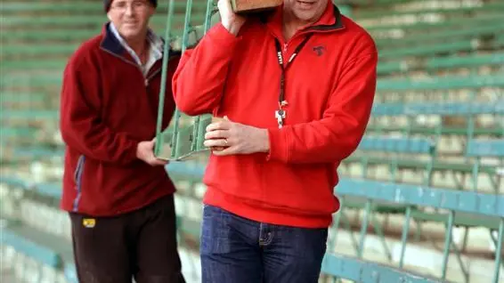 Scrummage at Carisbrook as auction proceeds