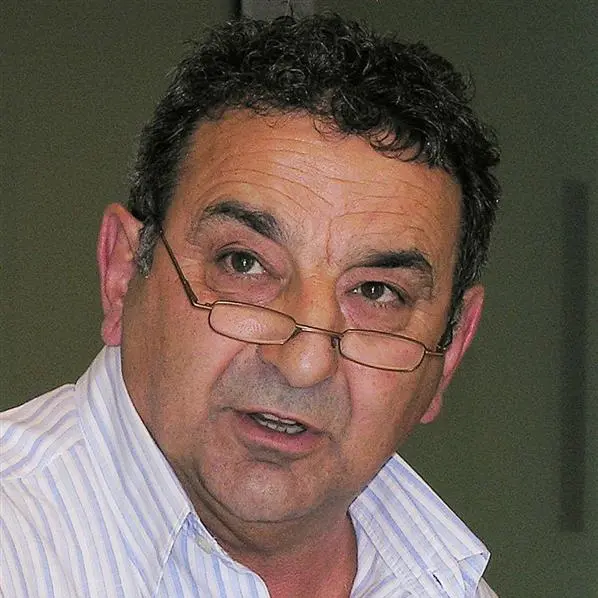Karam, cops at odds over Bain thumb marks