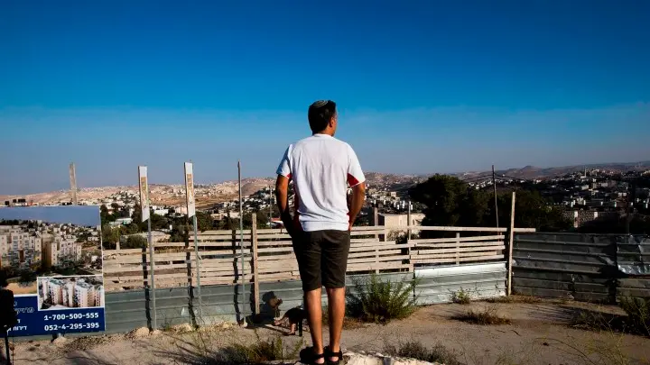 Israel moves ahead with settler homes plan