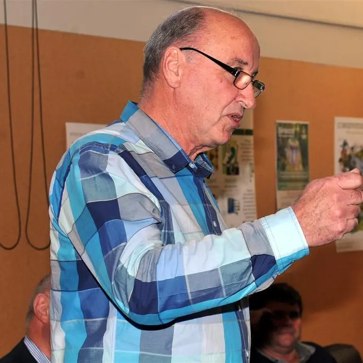 Tributes as Doc area manager farewelled