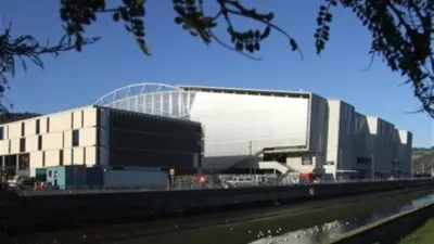 New figures raise stadium costs