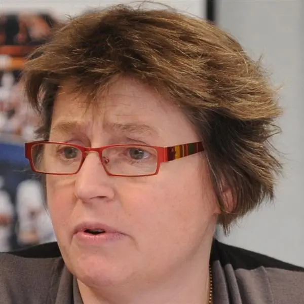 Fiery reconvening of transport group
