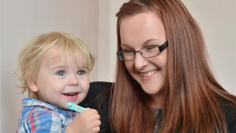 Designer umbilical clips strike a chord