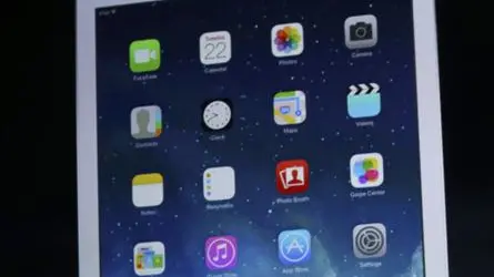 Apple ups ante, offers operating system free