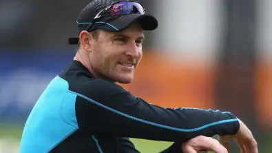 Cricket: McCullum hangs up keeping gloves for good
