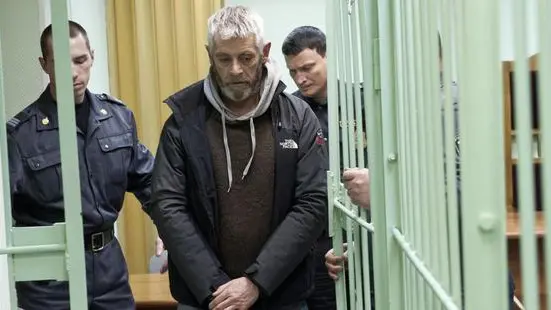 NZ Greenpeace activists home