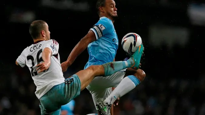 Football: Man City crush West Ham in League Cup semi
