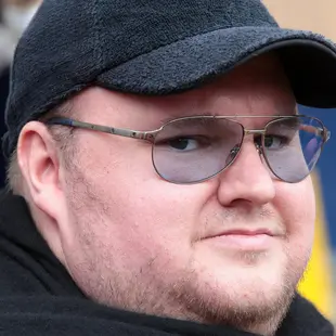 Court gags Dotcom bodyguard