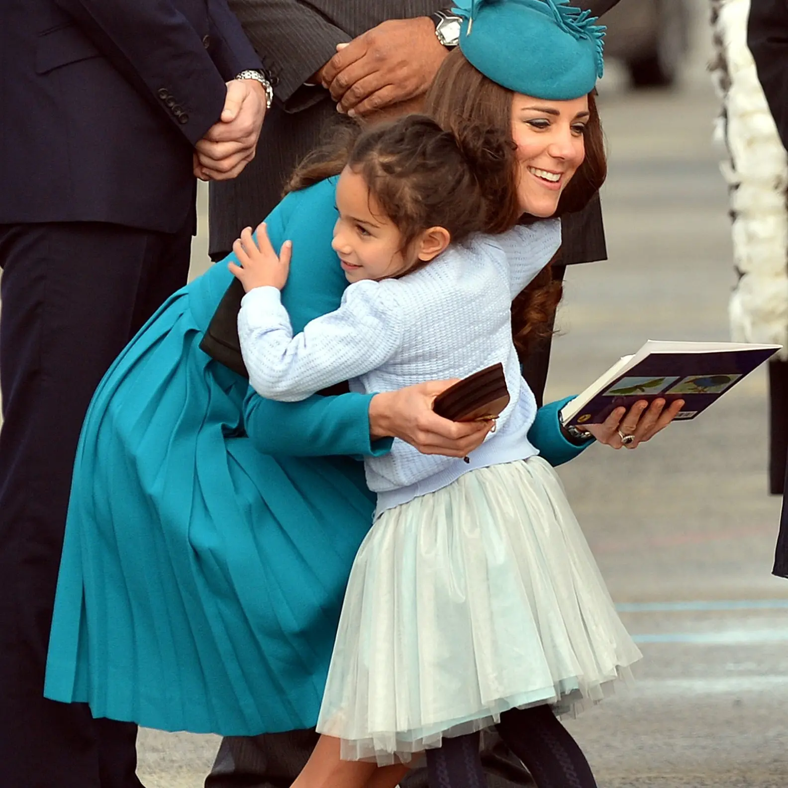 Hug with duchess goes around the world