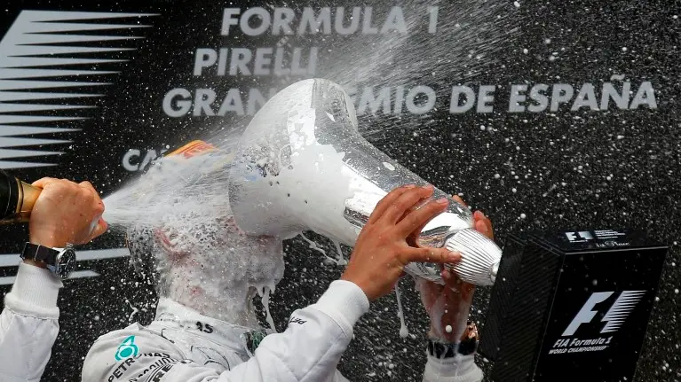 Motorsport: Hamilton wins to take F1 lead