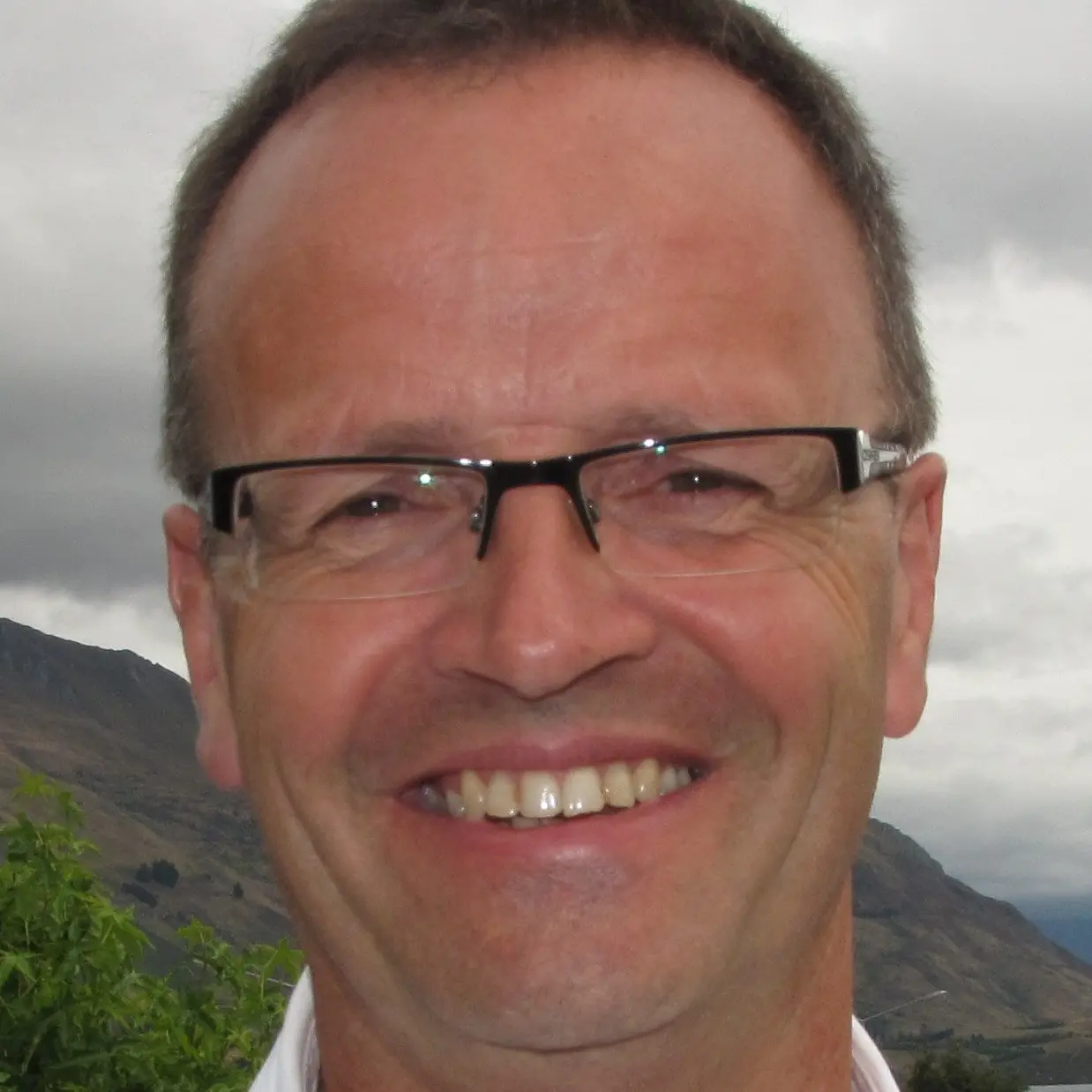 Calls for school trustees to resign