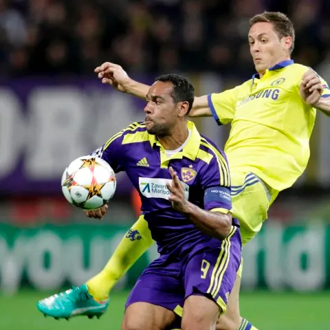 Football: Chelsea equal record after Maribor scare