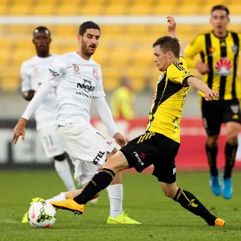 Football: Dogged Phoenix down Wanderers