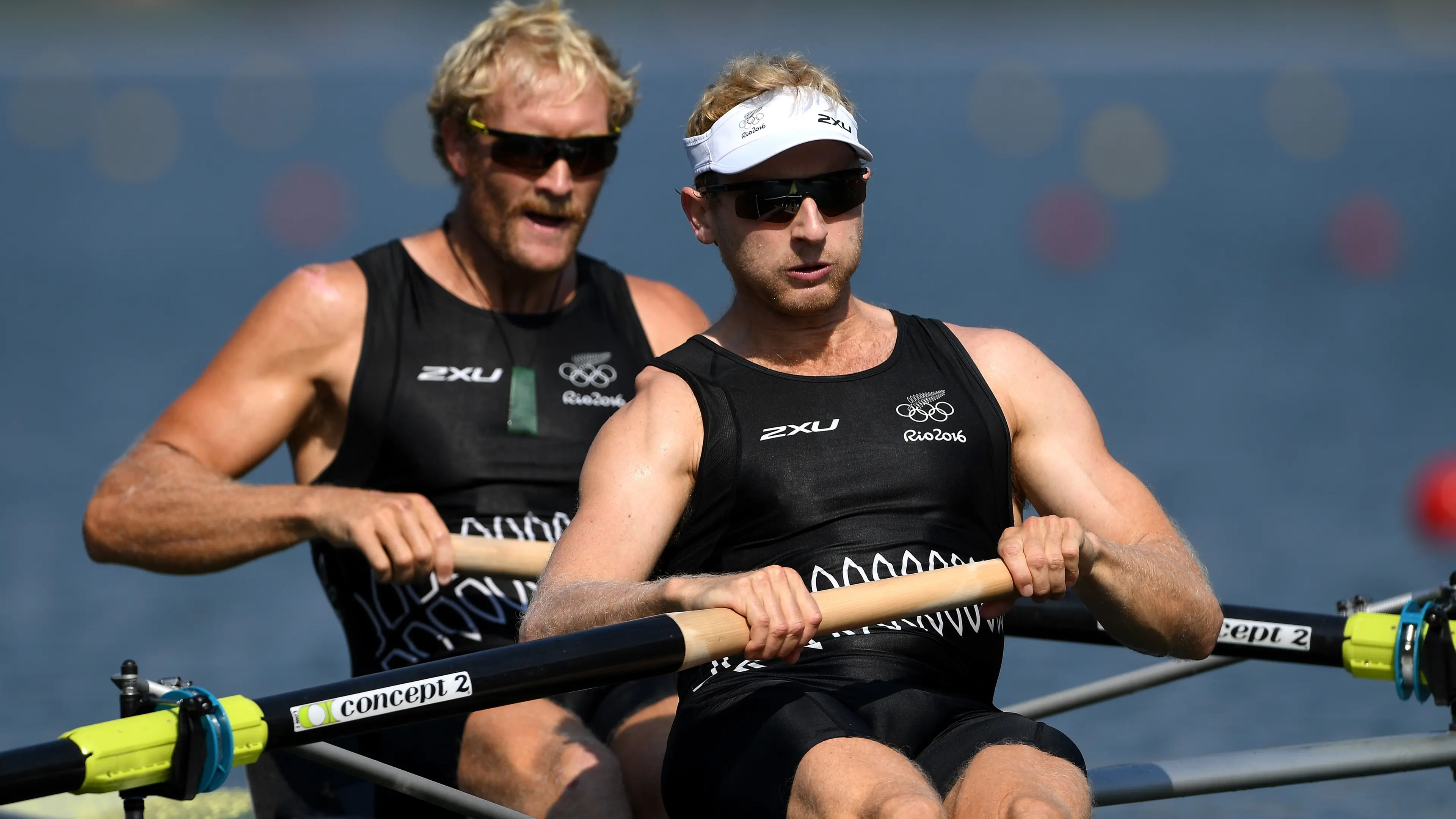 History beckons for Bond brothers