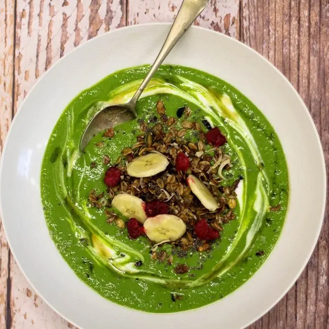 Green smoothie bowl