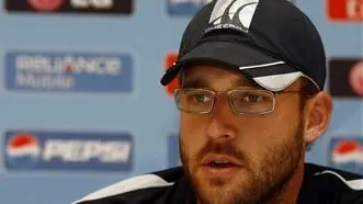 Cricket: Fitting farewell for Vettori