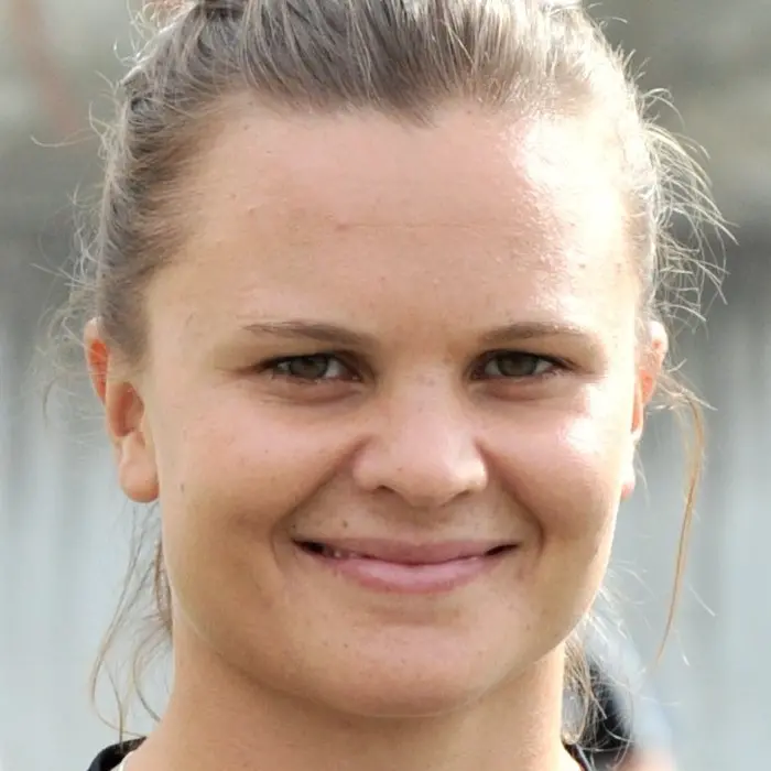 Cricket: Skipper Bates guides Sparks to timely victory