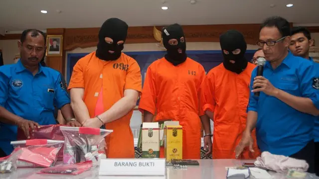 Aussie, American, Malaysian arrested in Bali for drugs