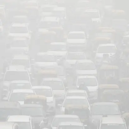 Delhi declares emergency as toxic smog thickens