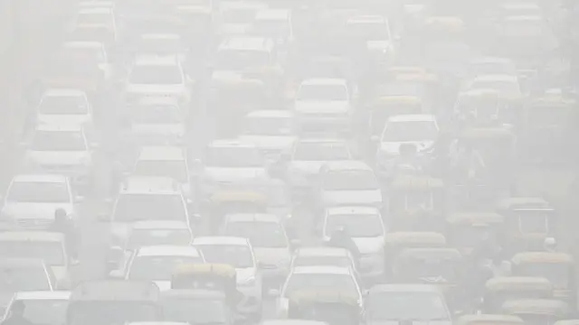 Delhi declares emergency as toxic smog thickens