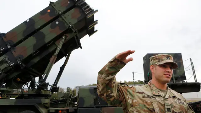 Fearful Sweden holds biggest war games in 20 years