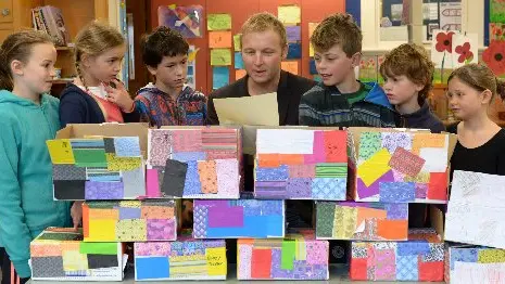 Vanuatu pen-pal bid teaches compassion